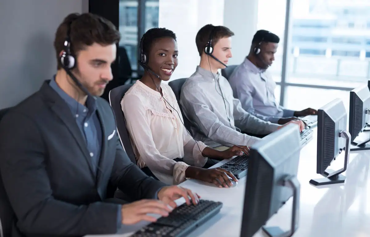 Ventajas de línea 807 VoIP para expertos en España
