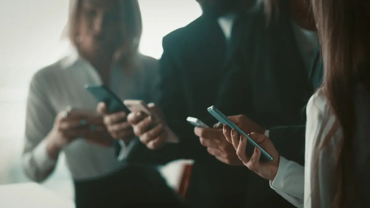 Imagen Personas con Telefono